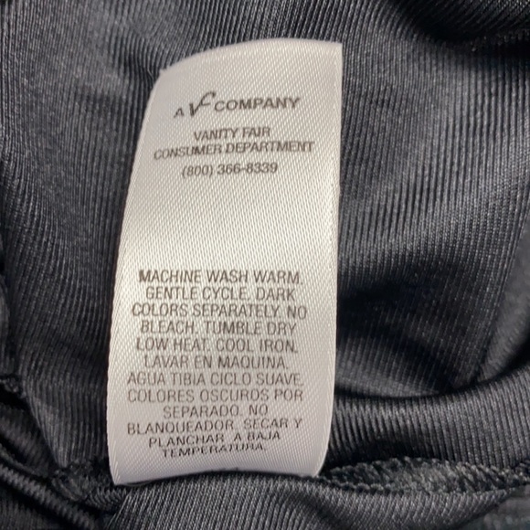 Vanity Fair Black Slip Size: Medium - Picture 13 of 16